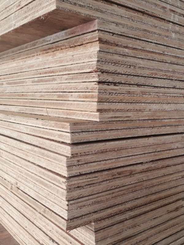 Triplek Kayu Semi Meranti 1