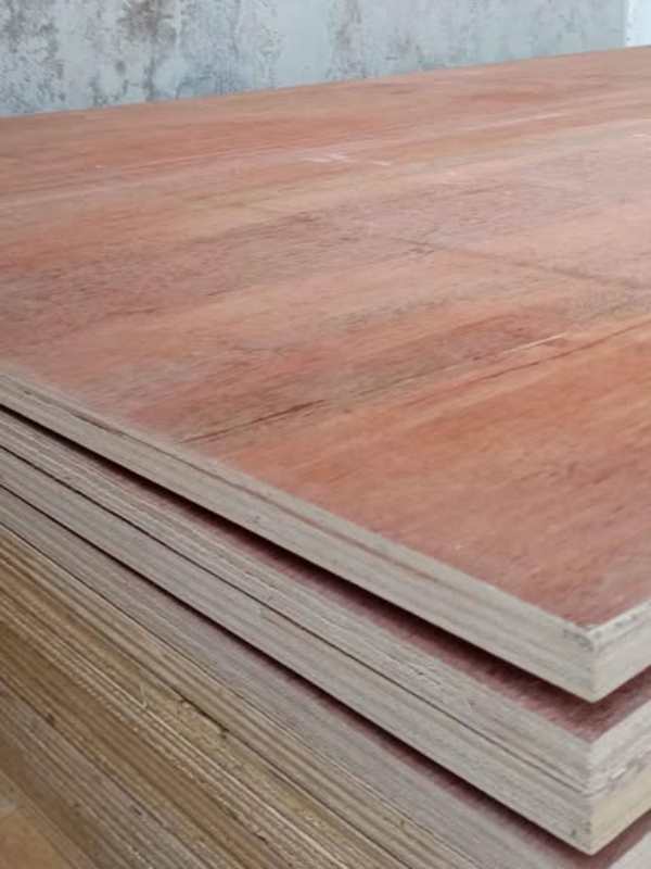 Triplek Kayu Semi Meranti 4